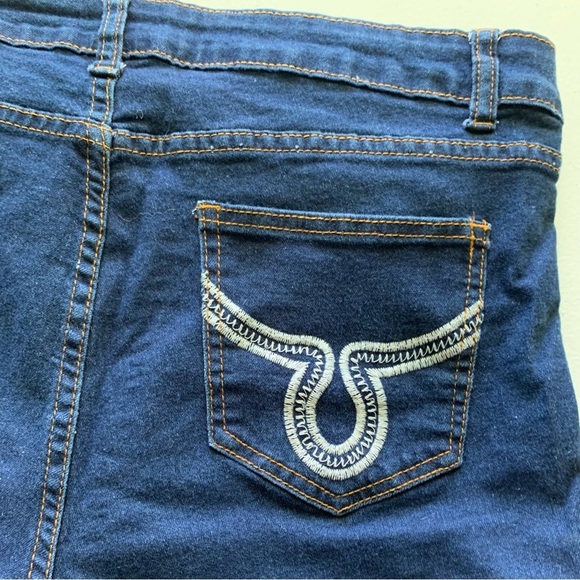Medium Rise Blue Jean Shorts with Stretch and Embellished Back Pockets - Picture 6 of 8